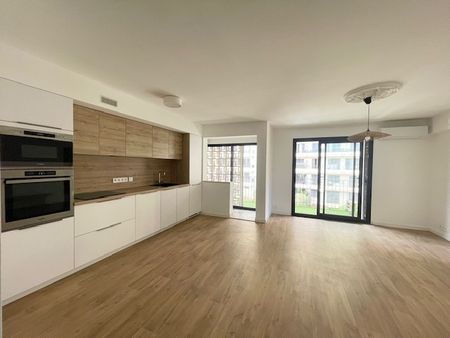 Location Appartement 3 pièces 59m² BASTIA 20200 - Photo 3