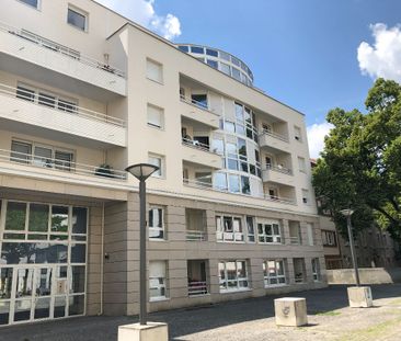 Location appartement 1 pièce, 31.30m², Reims - Photo 1