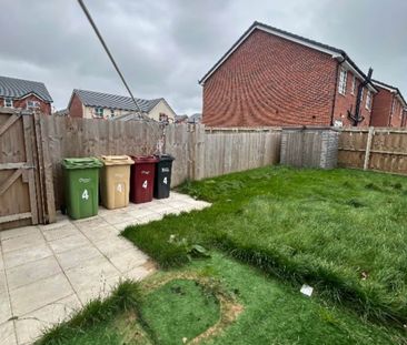 Eldergreen Close, Bolton - Photo 2