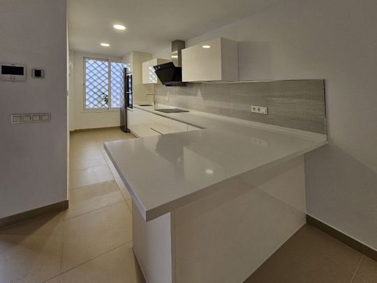 Semi-Detached House in Benahavís - Photo 1
