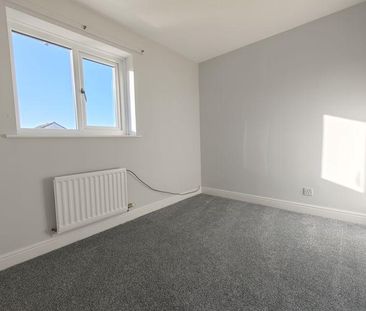 2 bedroom end of terrace house to rent - Photo 6