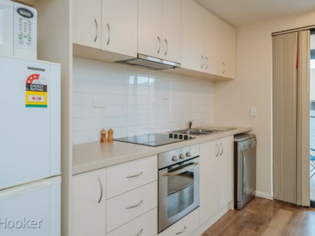 19/121 Hill Street, East Perth - Photo 3