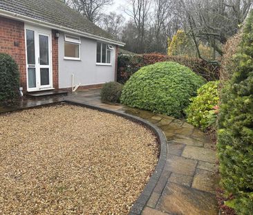 3 bedroom detached bungalow to rent - Photo 3