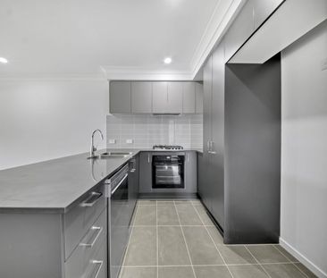 Brand New Modern Duplex - Photo 5