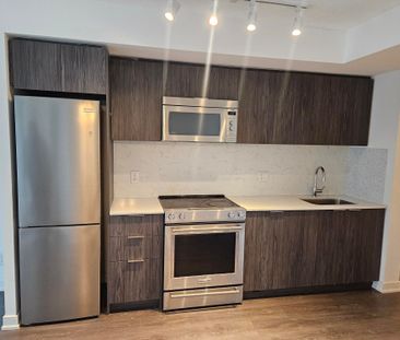 For Lease - 30 Samuel Wood Way Unit# 1011, Toronto, Ontario - Photo 3