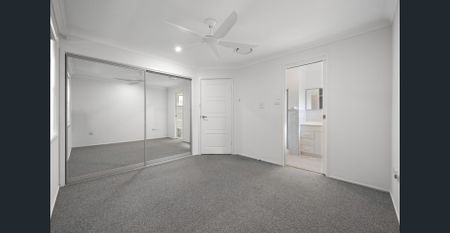 Spacious Family Home - Photo 2