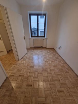 Sanierte und ruhige 2-Zimmerwohnung am Steyrer Stadtplatz - Top 8 - Photo 1