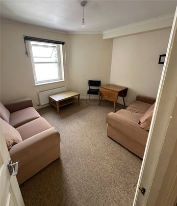 Student Properties to Let - Photo 1