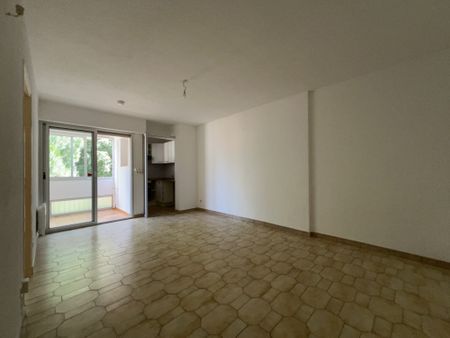 Location Appartement 2 pièces 33m² ARGELES SUR MER 66700 - Photo 2