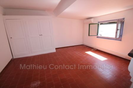 Ecusson, Location appartement 5 pièces 100 m² - Photo 4