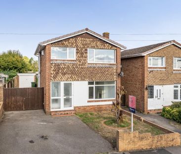 3 bedroom detached house to rent - Photo 4