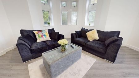 Flat 2, Whitefield House, Plymouth - Photo 3