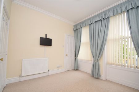 1 bed apartment to rent in The Crescent, Scarborough, YO11 - Photo 4