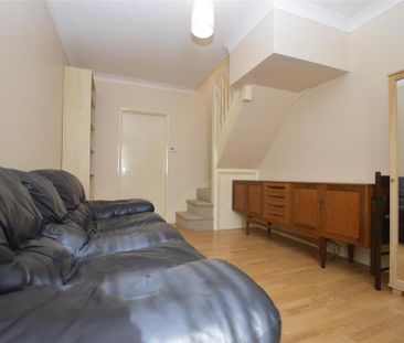 2 bedroom end of terrace house to rent - Photo 1