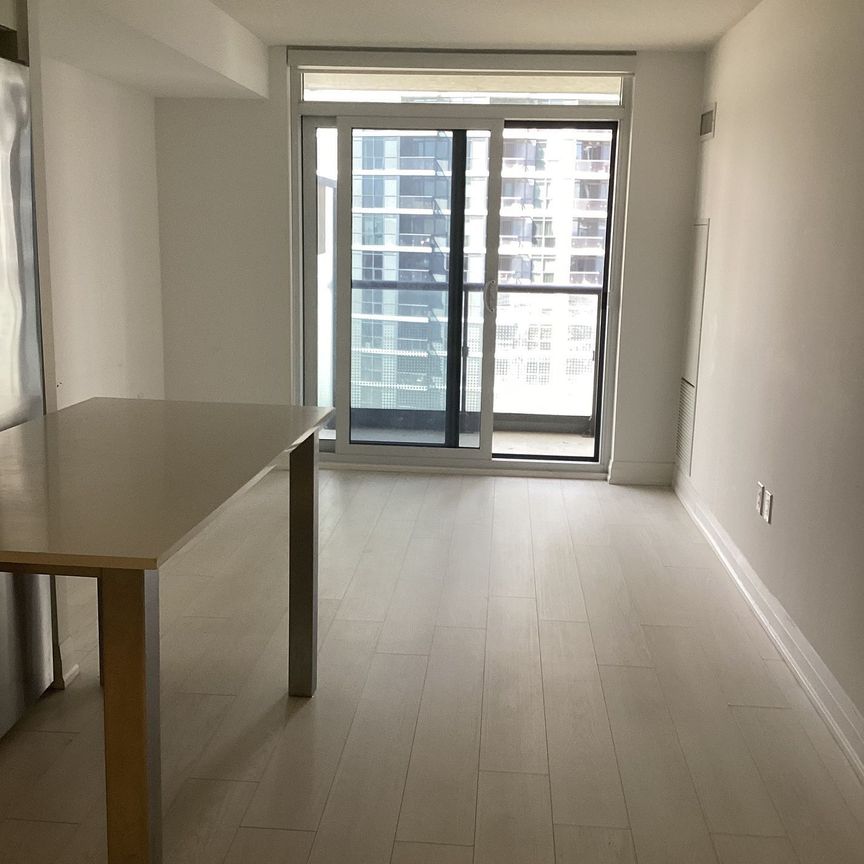 For Lease - 30 Gibbs Road Unit# 1404, Toronto, Ontario - Photo 1