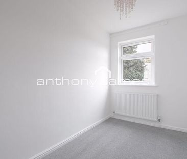 3 bedroom end of terrace house to rent - Photo 5