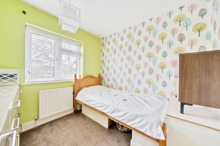 5 bedroom detached house to rent - Photo 4