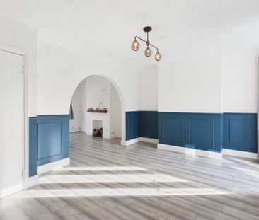 3 bedroom terraced house to rent - Photo 2