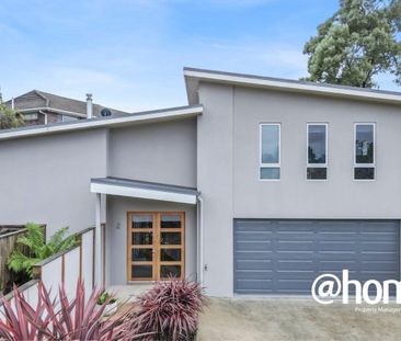 Modern Townhouse with Convenient Living in South Launceston - Photo 4