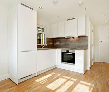 Ground floor flat to rent - Photo 3