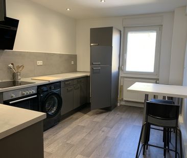 Location Appartement 4 pièces 74m² SARREGUEMINES 57200 - Photo 6
