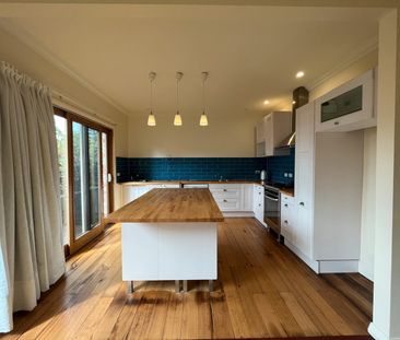 Energy Efficient Three Bedroom Home w/ Lawn Mowing Included - Photo 3