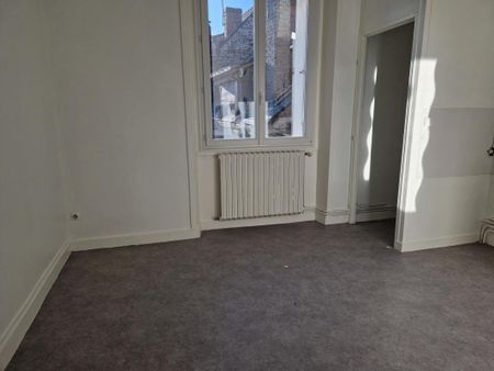 Location Appartement 2 pièces 38m² ANGERS 49100 - Photo 4