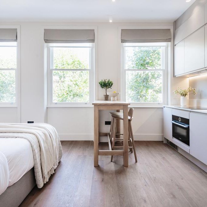 Studio to rent - Photo 1