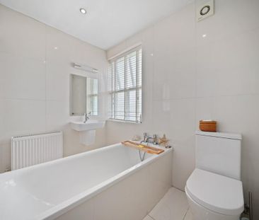 3 bedroom terraced house to rent - Photo 6