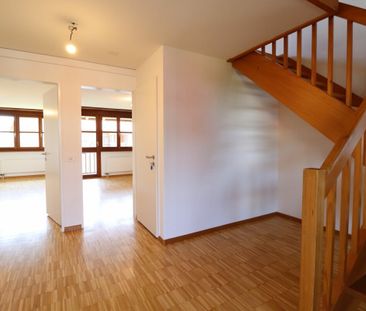 Im beliebten Freuler-Quartier - modernisierte Maisonette-Dachwohnun... - Photo 3