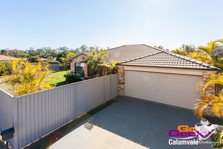 Secured home with Swimming Pool - Photo 5