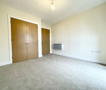 1 Bedroom - Photo 4