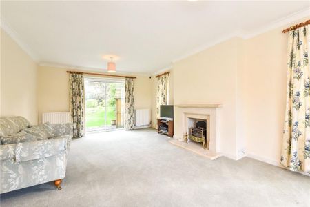 3 bedroom detached house to rent - Photo 5