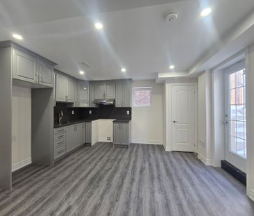 For Lease - 200 Miyako Court, Oshawa, Ontario - Photo 3