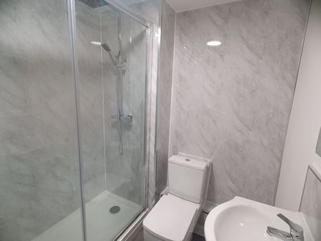 Magdalen Court, Edgbaston - Photo 4