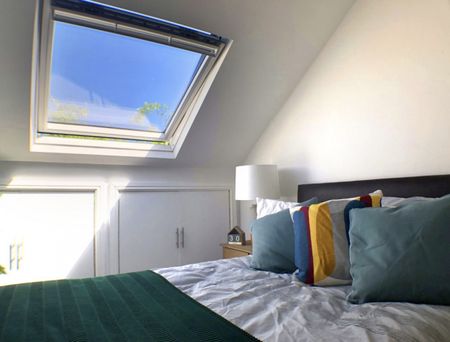 4 bed Apartment for Rent - Photo 2