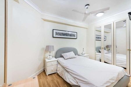 Sloane Avenue, Chelsea, SW3 - Photo 2