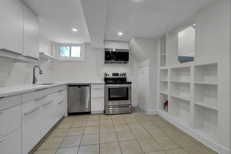 For Lease - 924 REX Avenue, McKellar Heights - Glabar Park and Area, Ontario - Photo 5