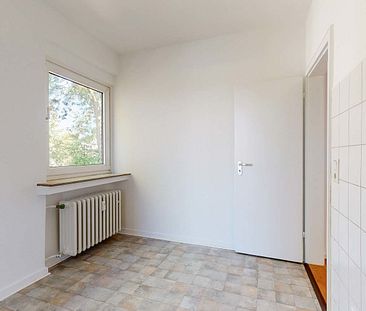 Charmante 2-Zimmer-Wohnung mit direktem Rheinblick! - Photo 1