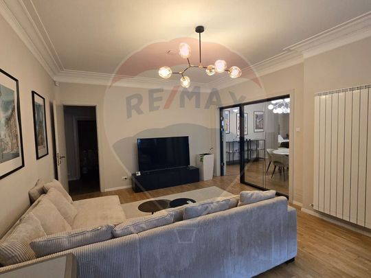 DE INCHIRIAT Zona Kiseleff- Apartament 5 camere în vila - Fotografie 1