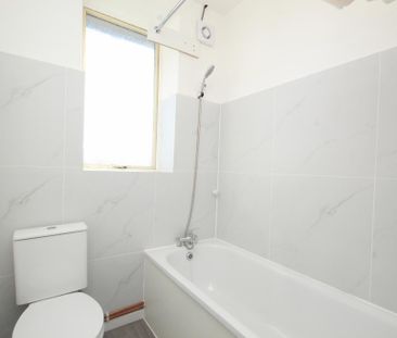 5 bedroom flat to rent - Photo 5