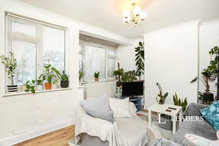 2 bedroom house to rent Robin Hood Green, Orpington, BR5 - Photo 2