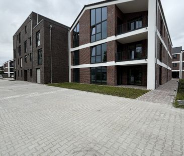 Wohnen am Norder Tief: Schöne Erdgeschosswohnung mit Blick auf die ... - Foto 1