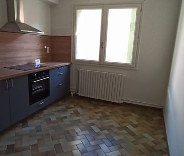 Location Appartement 3 pièces 76m² MONTAUBAN 82000 - Photo 3