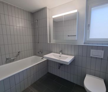 Sonnige und helle 4 ½ Erdgeschosswohnung in Schöftland - Photo 3
