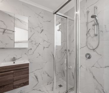 24/5-7 Earl Place, Potts Point NSW 2011 - Apartment For Rent | Domain - Photo 2