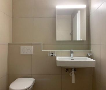 Appartement entièrement rénové de 3.5 pièces situé au 3ème étage av... - Foto 1