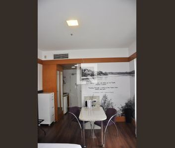 Studio para alugar com 35m², 1 quarto e 1 vaga - Foto 1