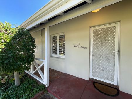 Your White Picket Fenced Home - Photo 5