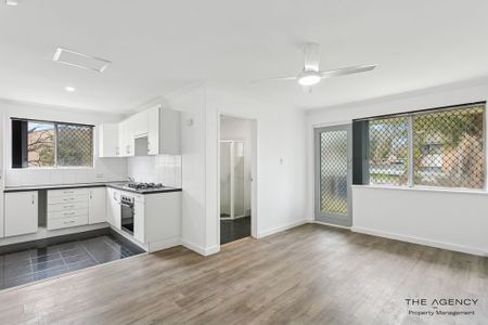 Low Maintenance Two bedroom - Photo 2